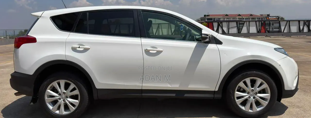 Toyota RAV4 2014 White
