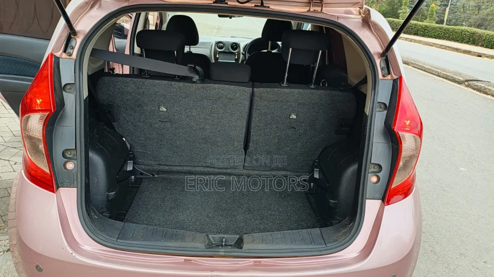 Nissan Note 2014 Pink
