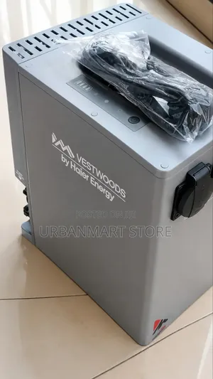 Vestwoods 1000W 2kWh Portable Solar Power Station, Brand New