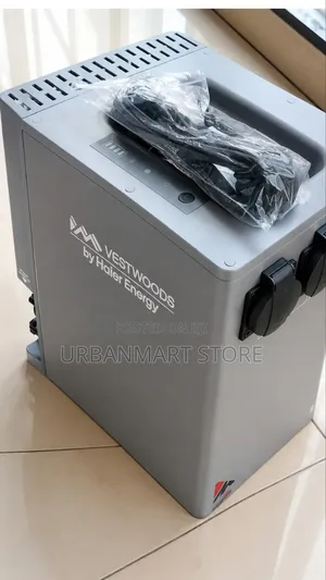 Vestwoods 1000W 2kWh Portable Solar Power Station, Brand New
