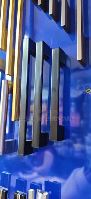 Kitchen Cabinets and Wardrobes Handles