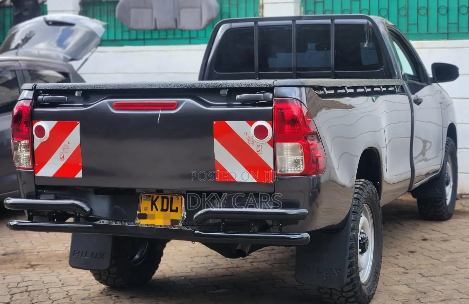 Toyota Hilux 2016 Gray