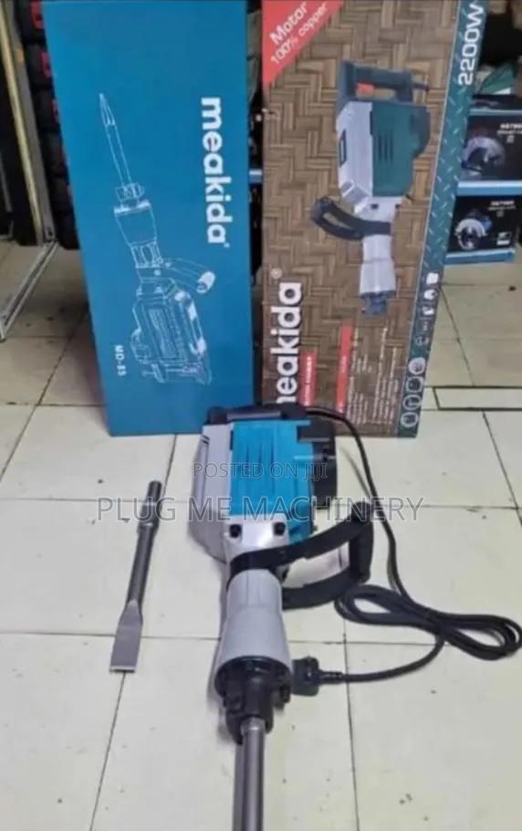 Proffesional 2200w Maekida Demolisher Hammer New