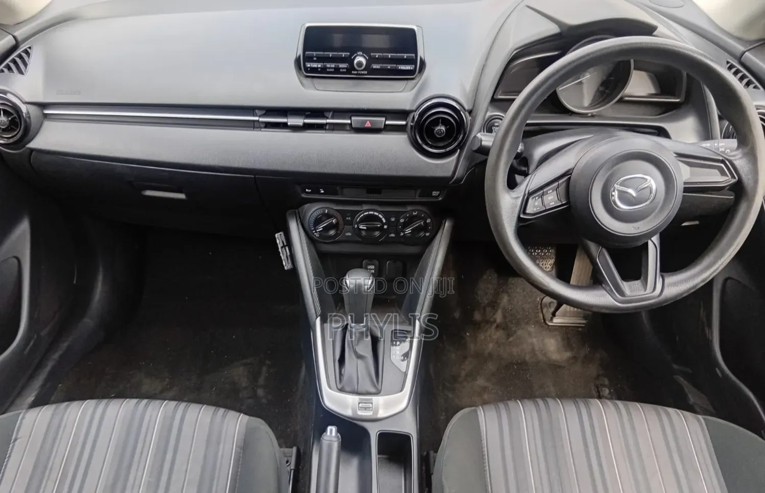 Mazda Demio 2019 Blue