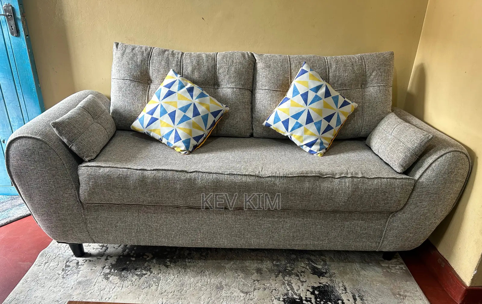 Elegant Modern Grey 5-Seater Sofa Set (3+2) + FREE Ottoman Cushions!