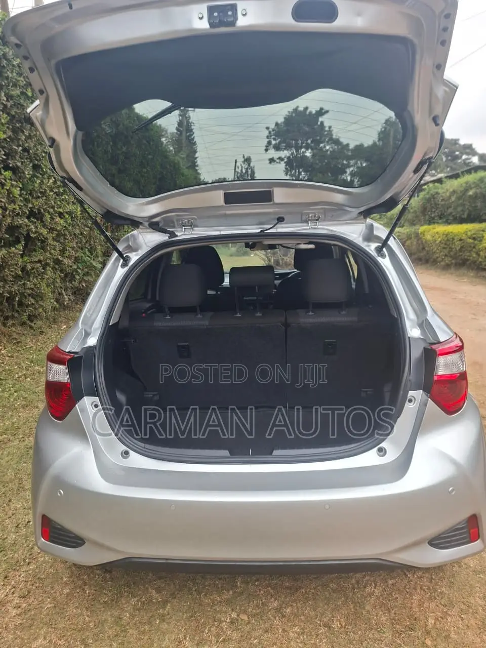 Toyota Vitz 1.5 FWD 5dr 2019 Silver