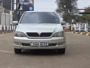 Toyota Vista 2000 Silver
