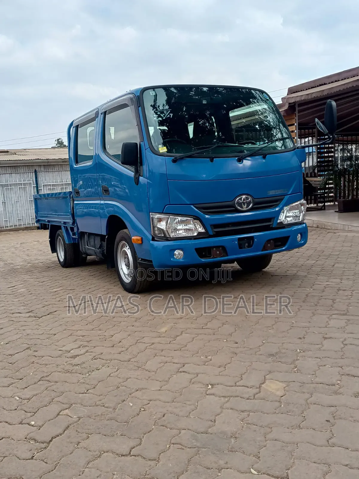 Selling Toyota Dyna Diesel Manual Double Cab