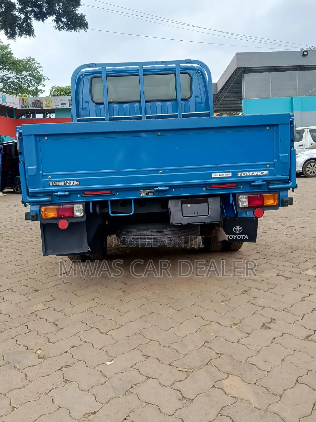 Selling Toyota Dyna Diesel Manual Double Cab