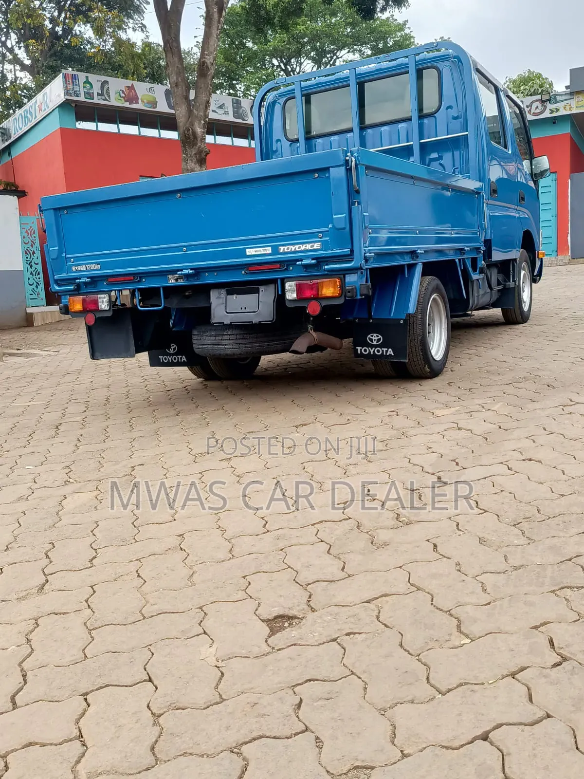 Selling Toyota Dyna Diesel Manual Double Cab