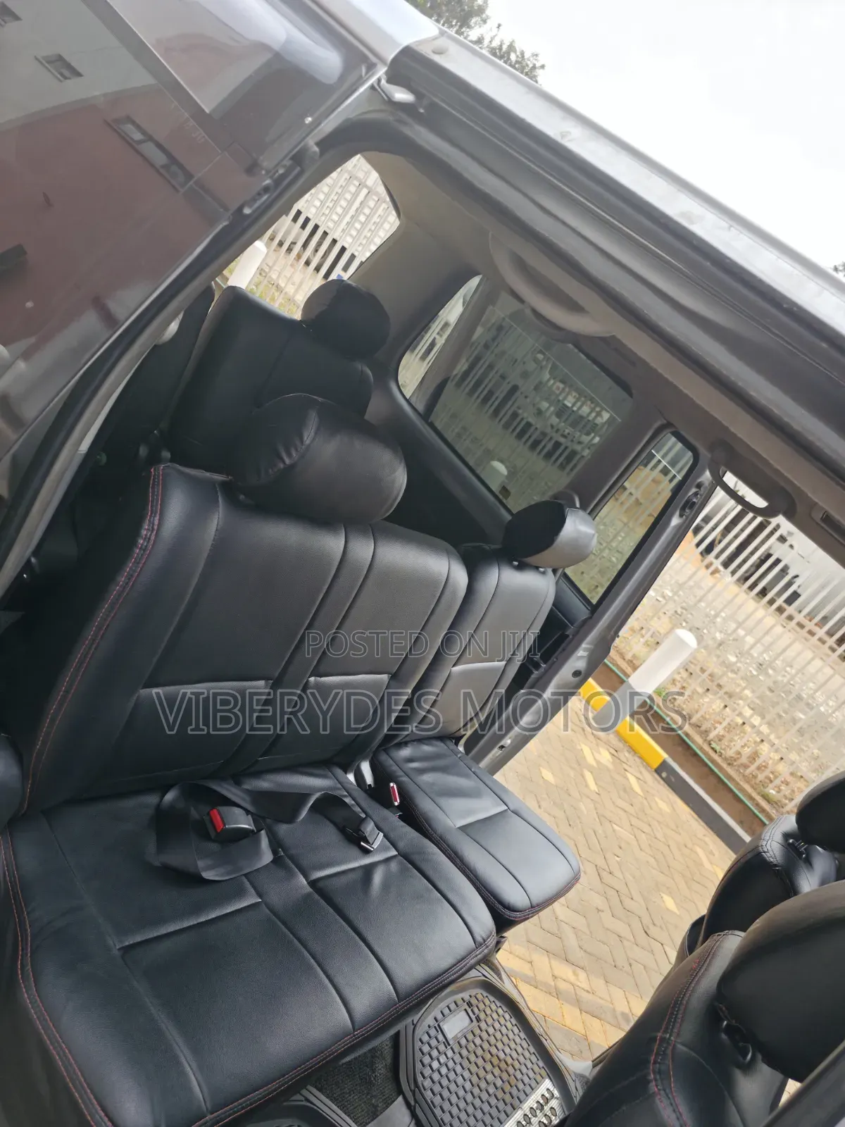 Toyota Voxy 2006 Silver