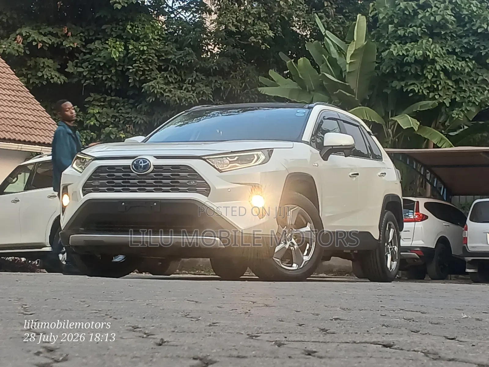 Toyota RAV4 2020 White