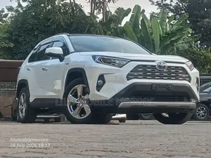 Toyota RAV4 2020 White