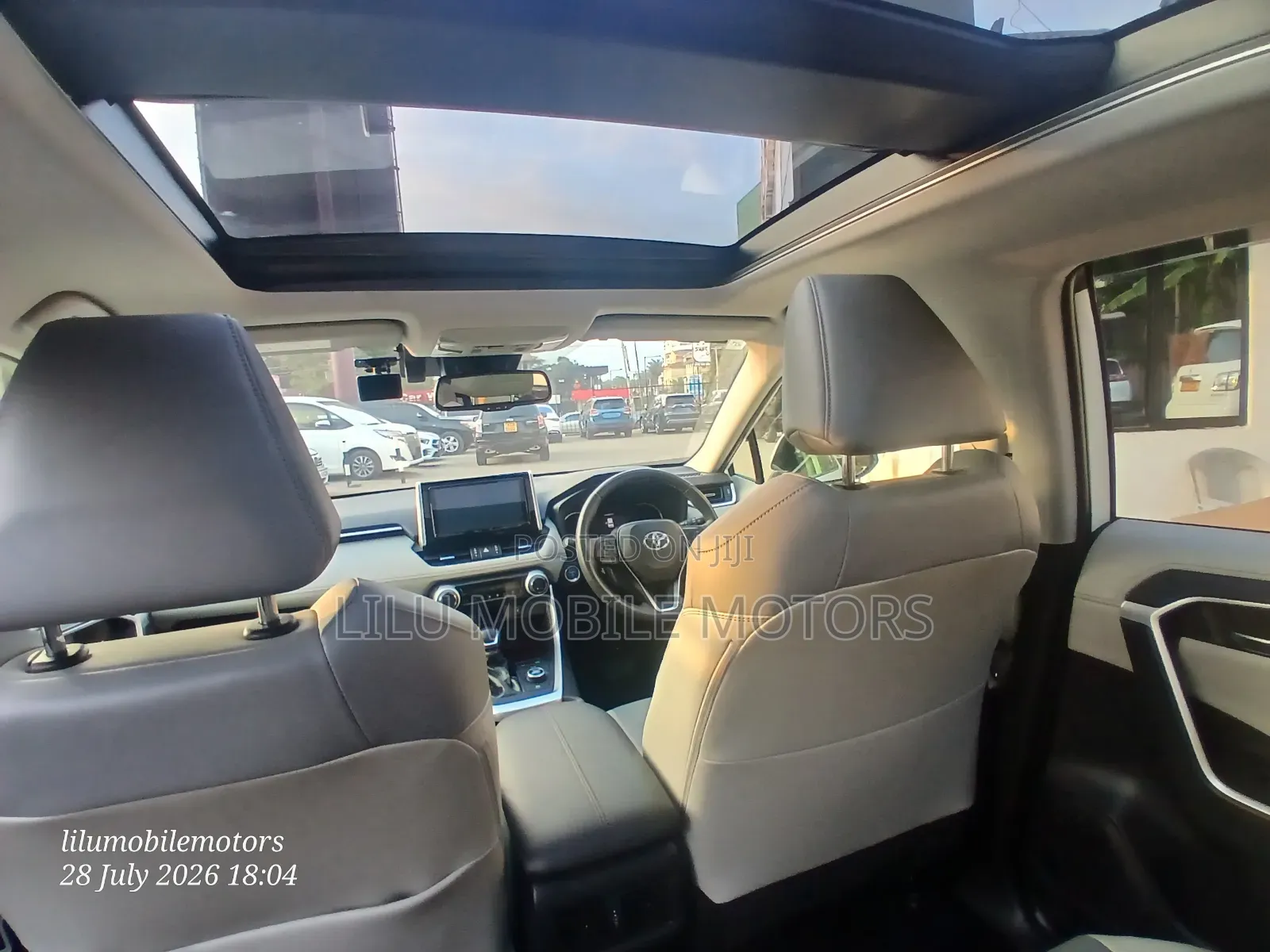Toyota RAV4 2020 White