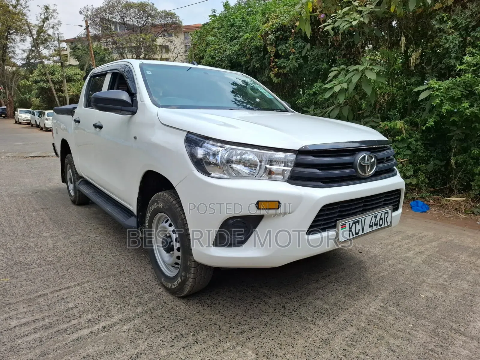 Toyota Hilux Revo Double Cab Deisel 2.4 AWD 2019 White
