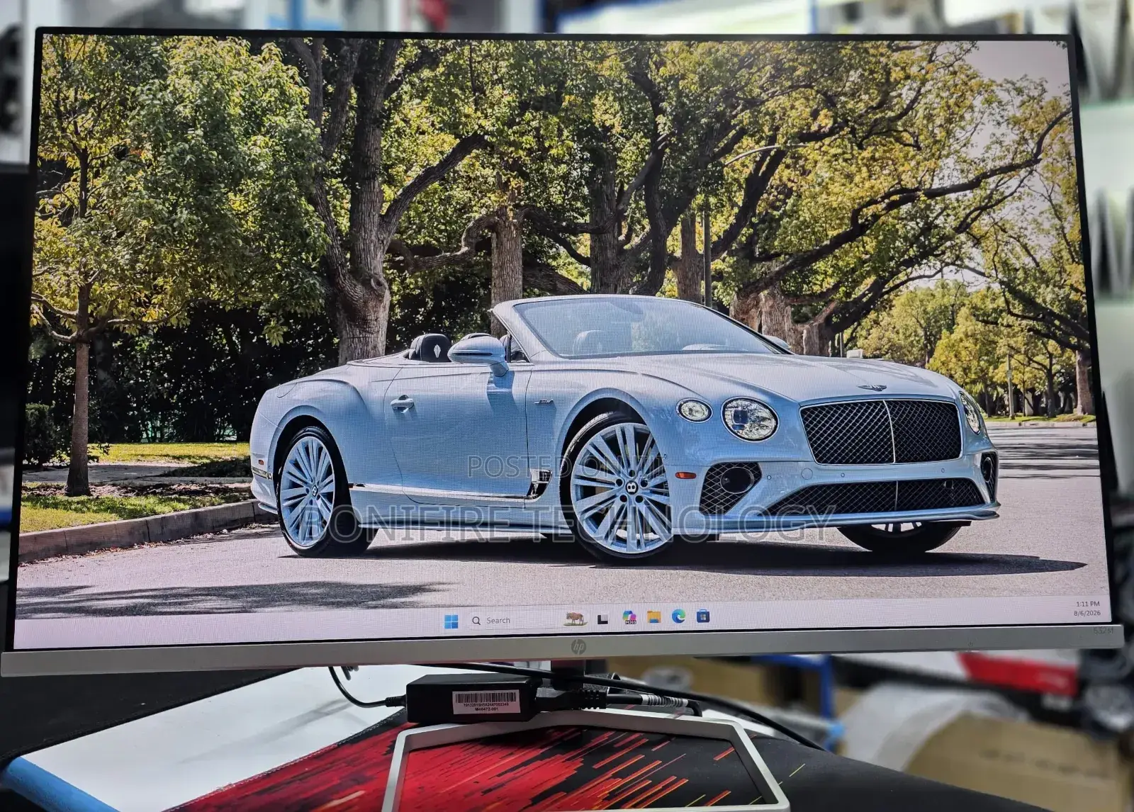 HP Series 5 532sf
Display Size: 32inch 
Panel Type: IPS