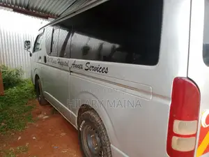 Toyota HiAce 2007 Silver