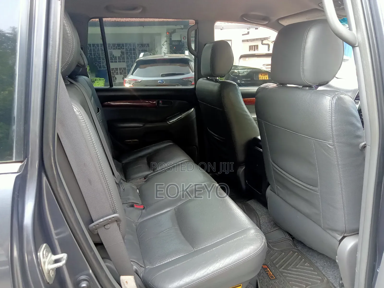 Toyota Land Cruiser Prado 2005 Gray