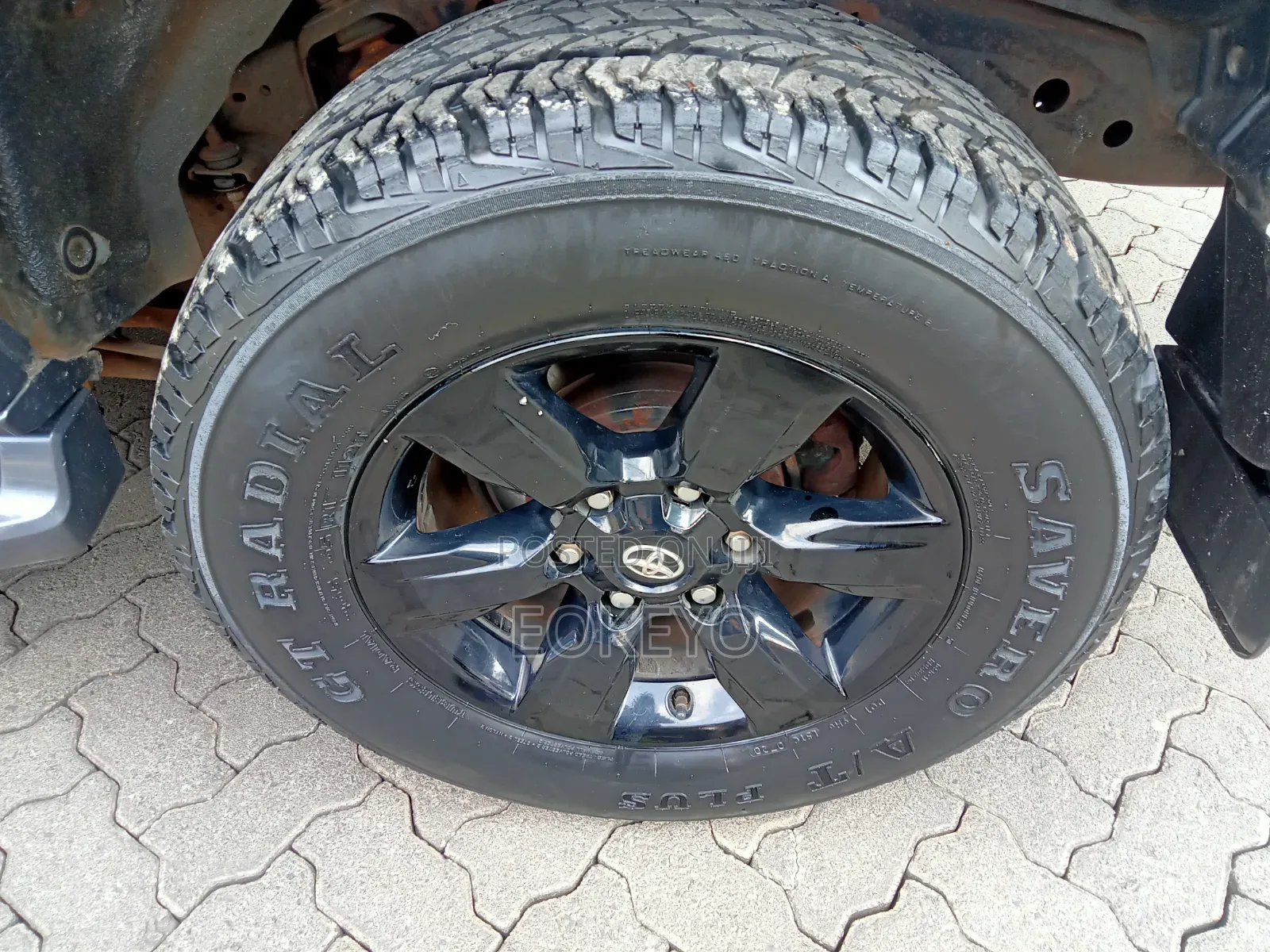 Toyota Land Cruiser Prado 2005 Gray