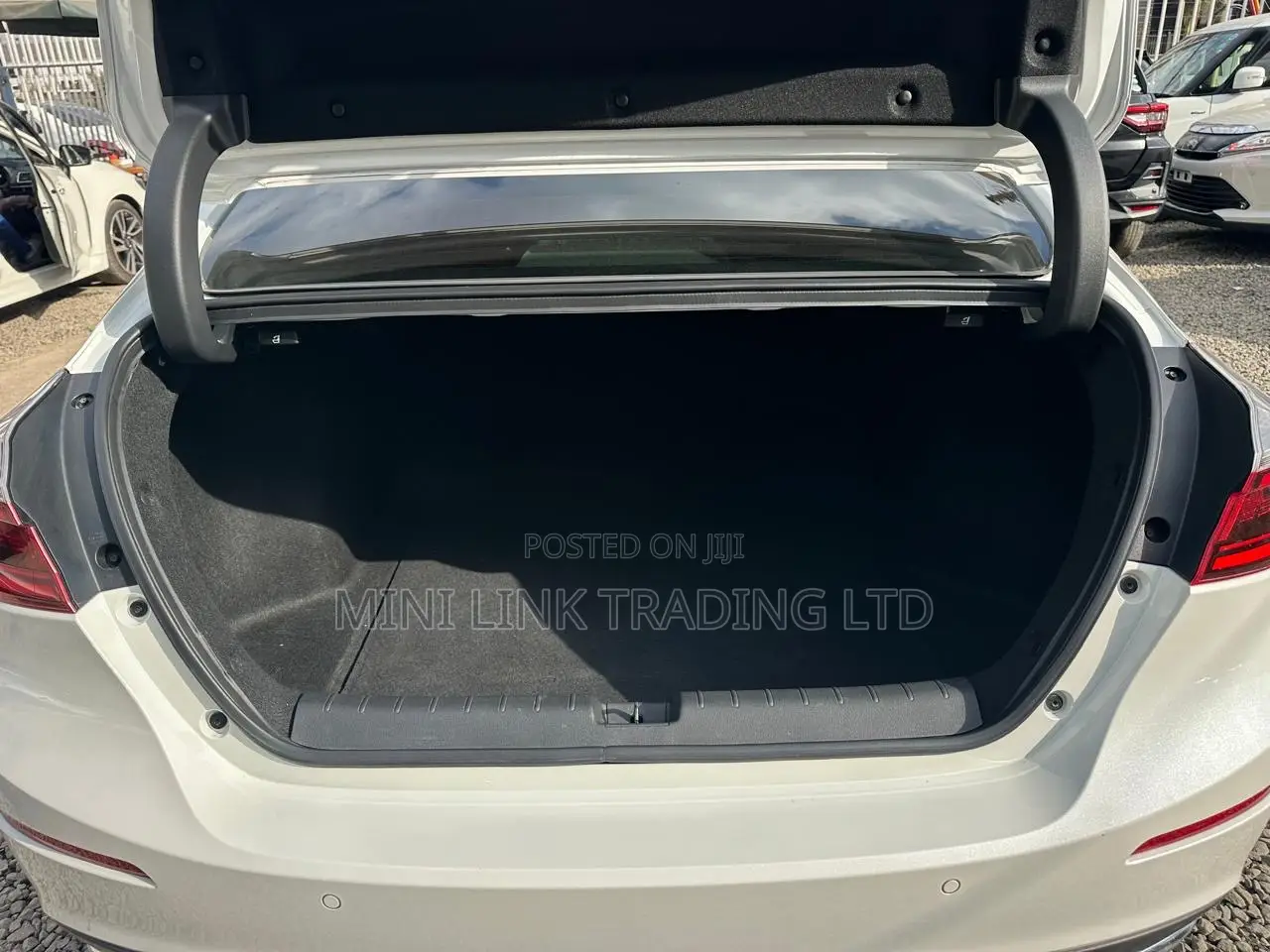 Honda Insight EX 2019 White