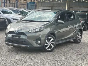 Toyota Aqua 2019 Gray
