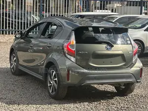 Toyota Aqua 2019 Gray