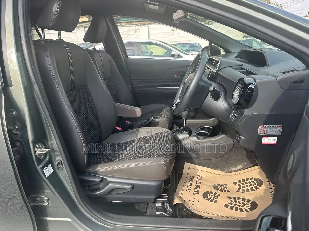 Toyota Aqua 2019 Gray
