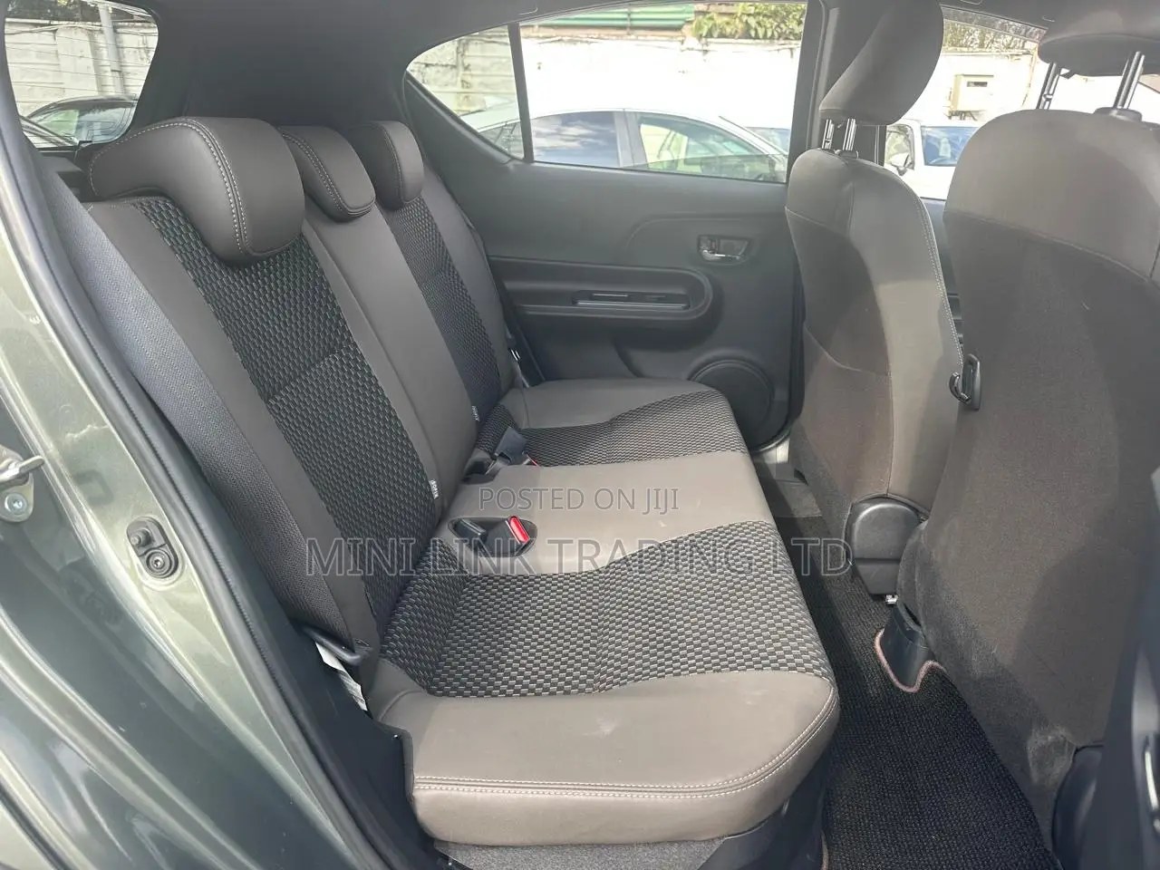 Toyota Aqua 2019 Gray