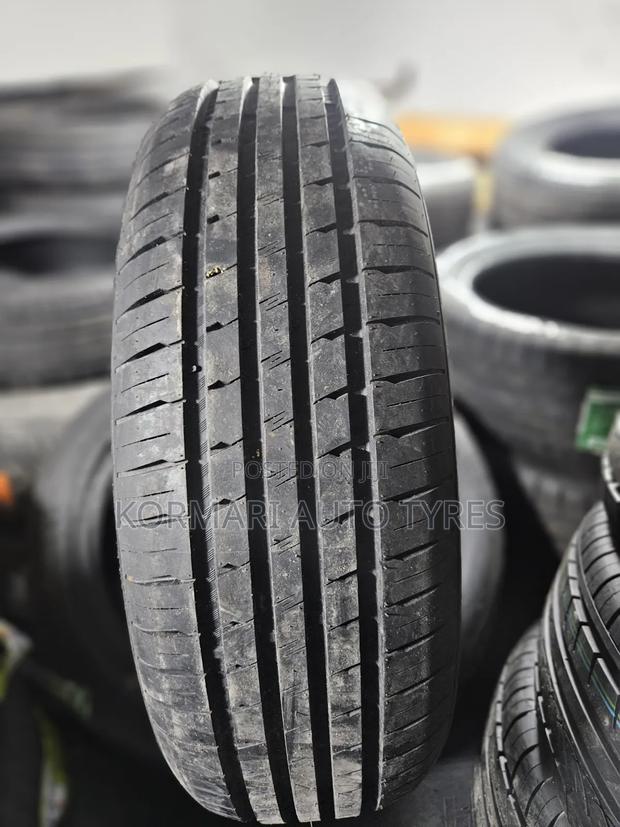 205/60r16 Kapsen Tyre - thumbnail 2