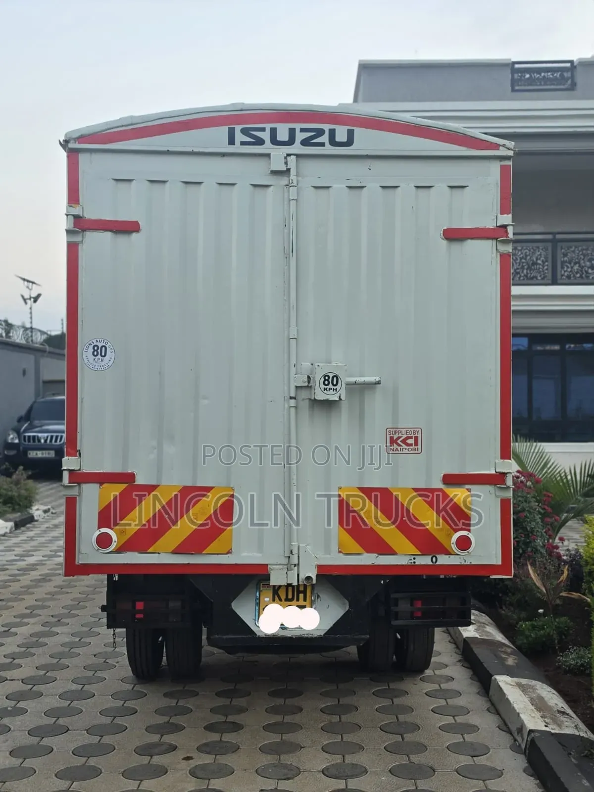 Isuzu NMR 