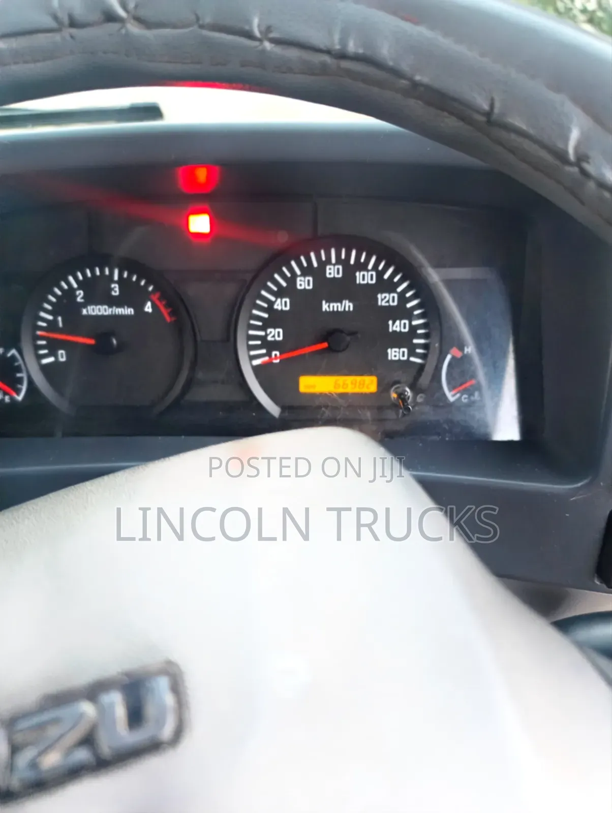 Isuzu NMR 