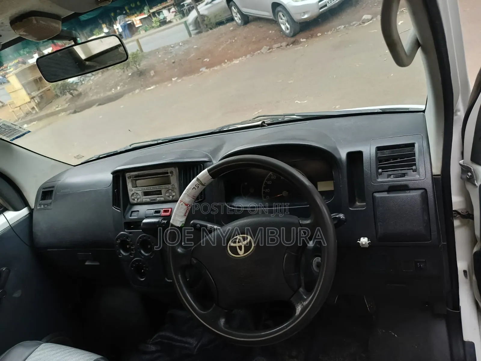 Toyota TownAce 2012 White