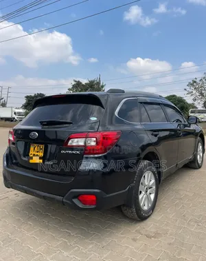 Subaru Outback 2015 Black
