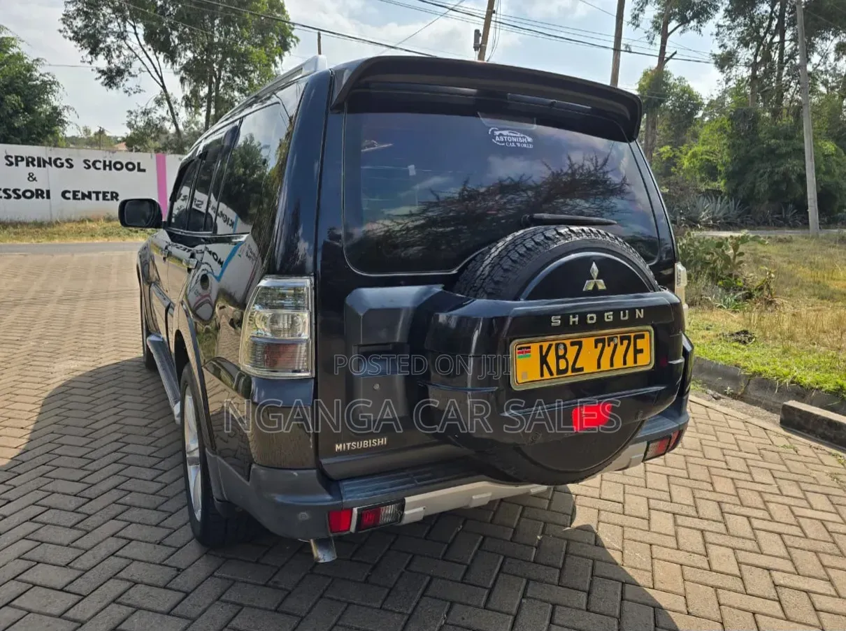Mitsubishi Shogun 2008 Black