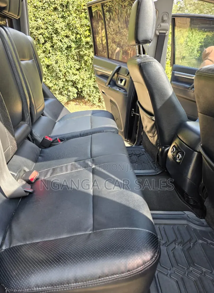 Mitsubishi Shogun 2008 Black
