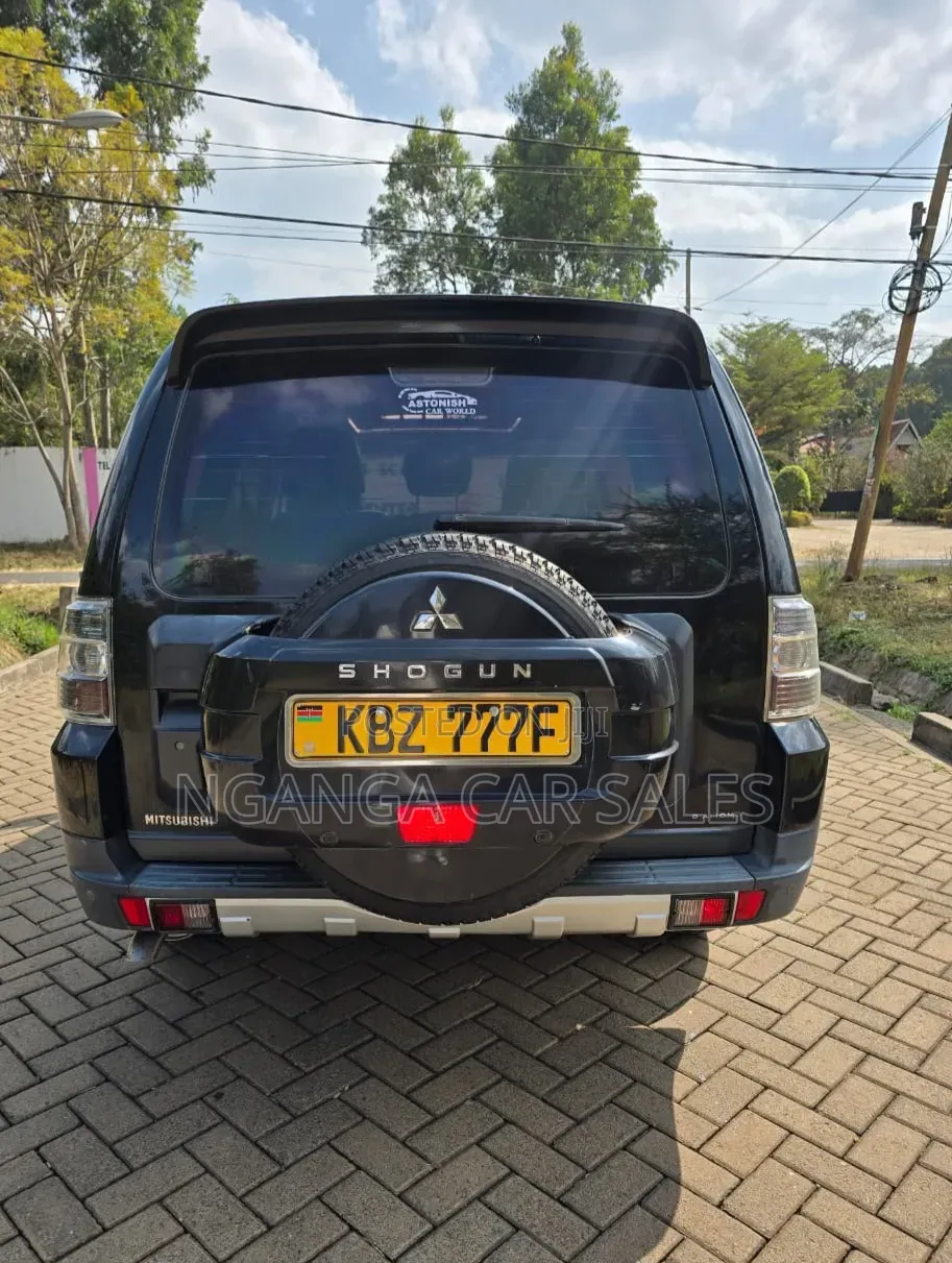 Mitsubishi Shogun 2008 Black