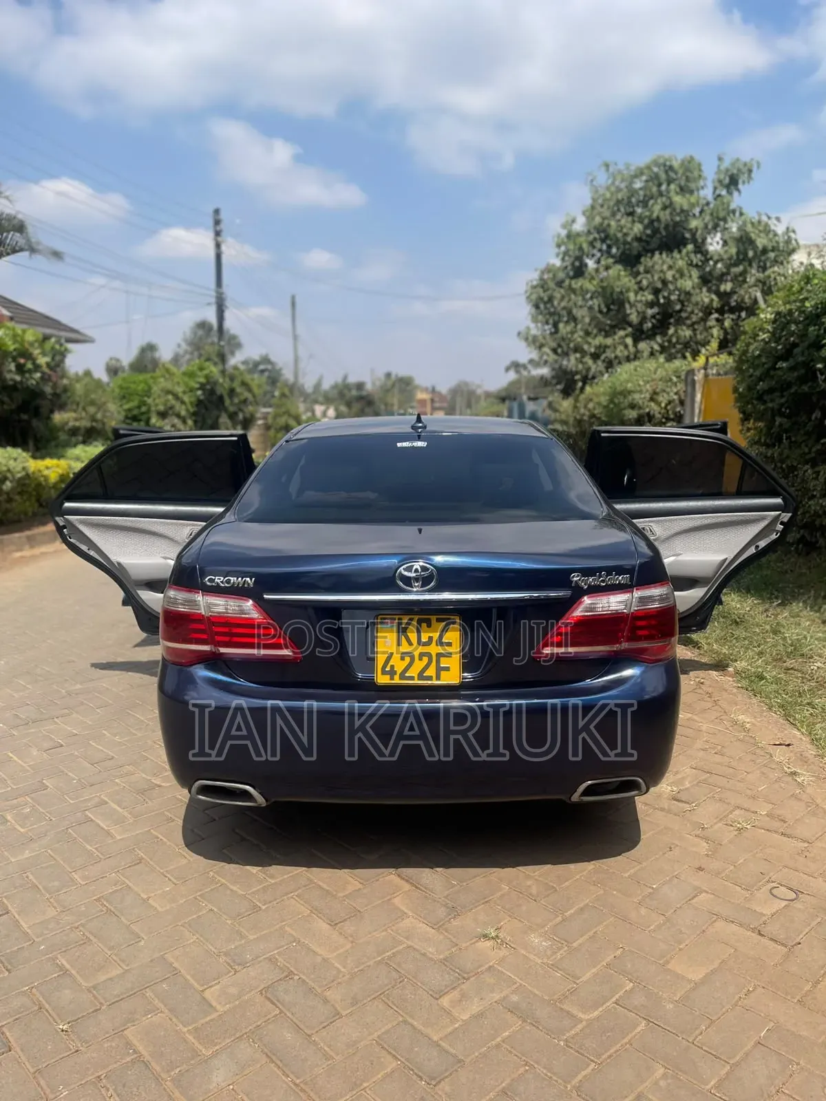Toyota Crown 2012 Blue