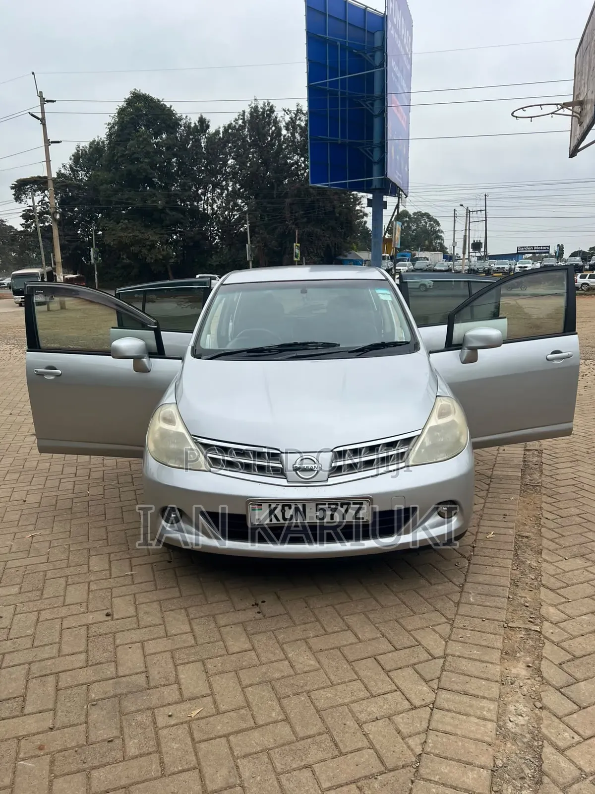 Nissan Tiida 2007 Silver