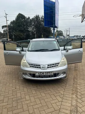 Nissan Tiida 2007 Silver