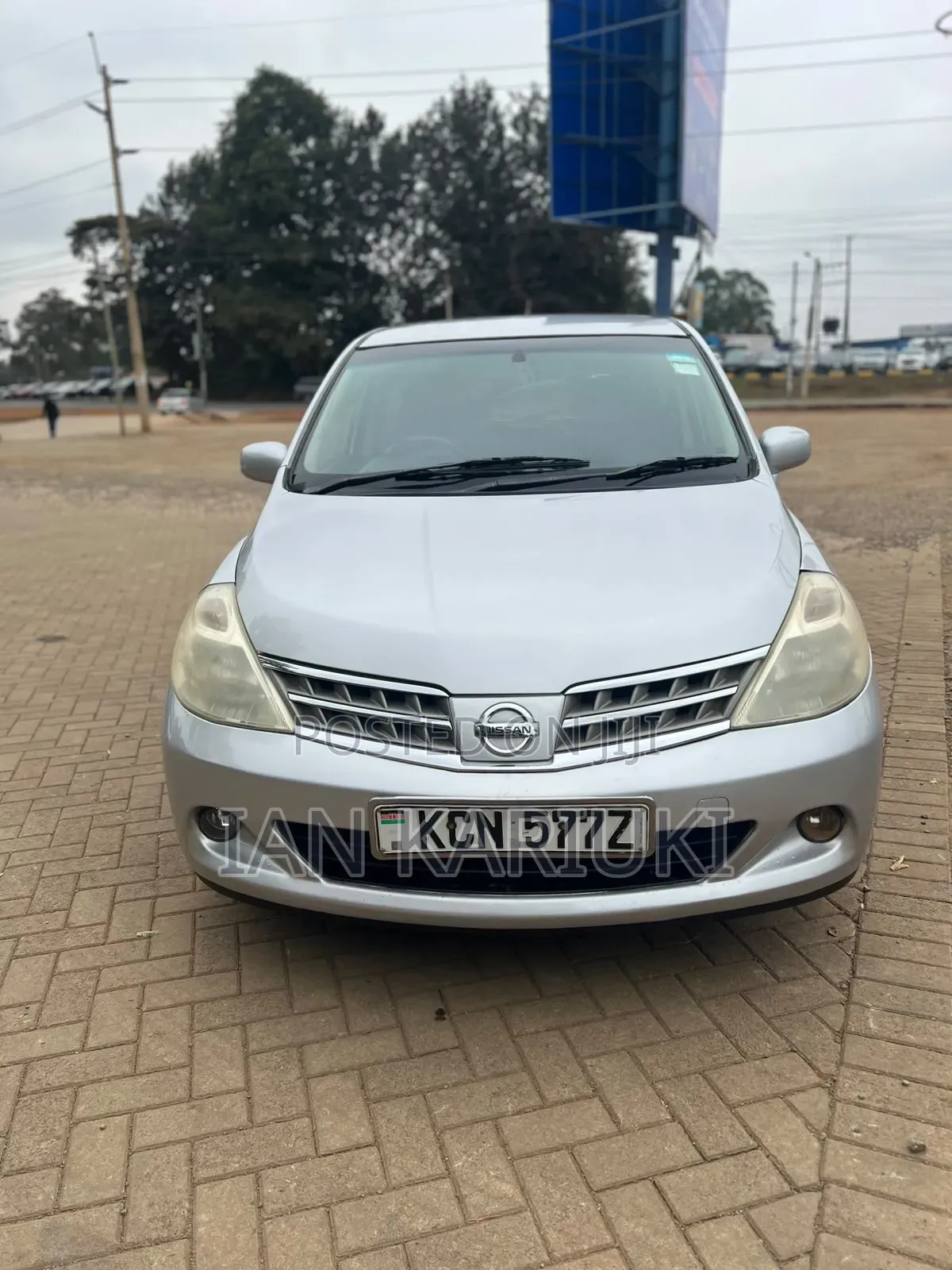 Nissan Tiida 2007 Silver