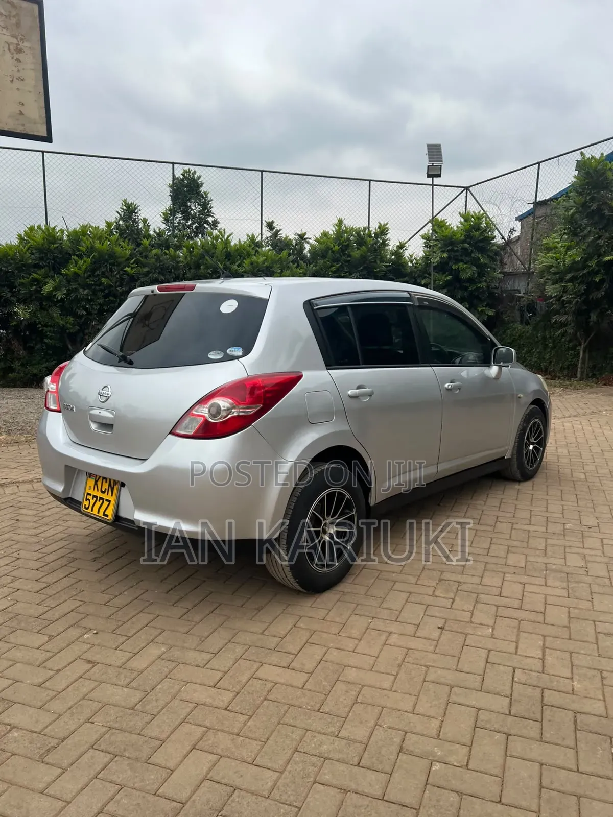 Nissan Tiida 2007 Silver