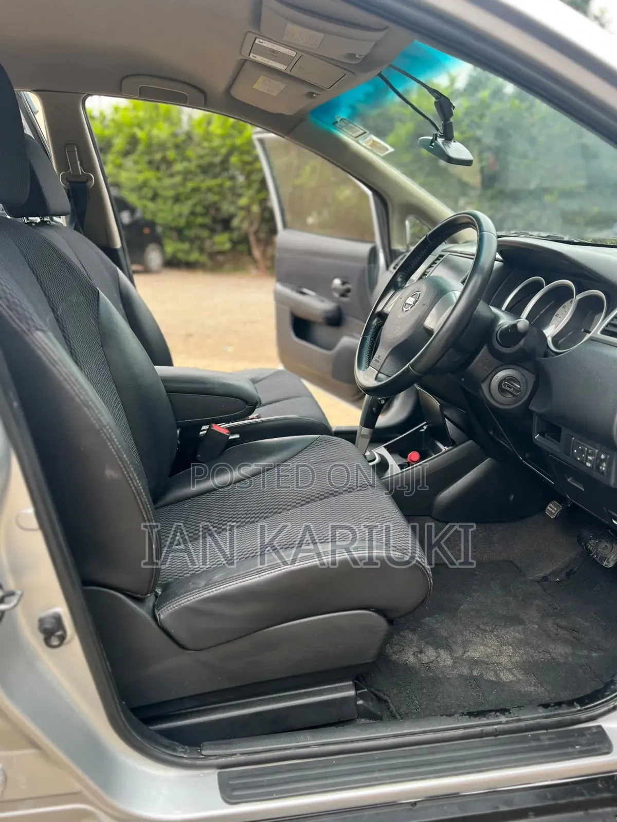 Nissan Tiida 2007 Silver