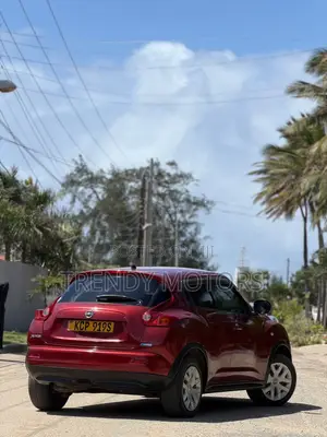 Nissan Juke 2012 Red