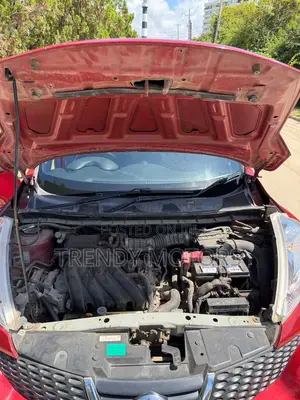 Nissan Juke 2012 Red