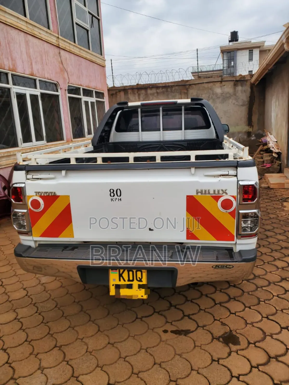Toyota Hilux 2014 White