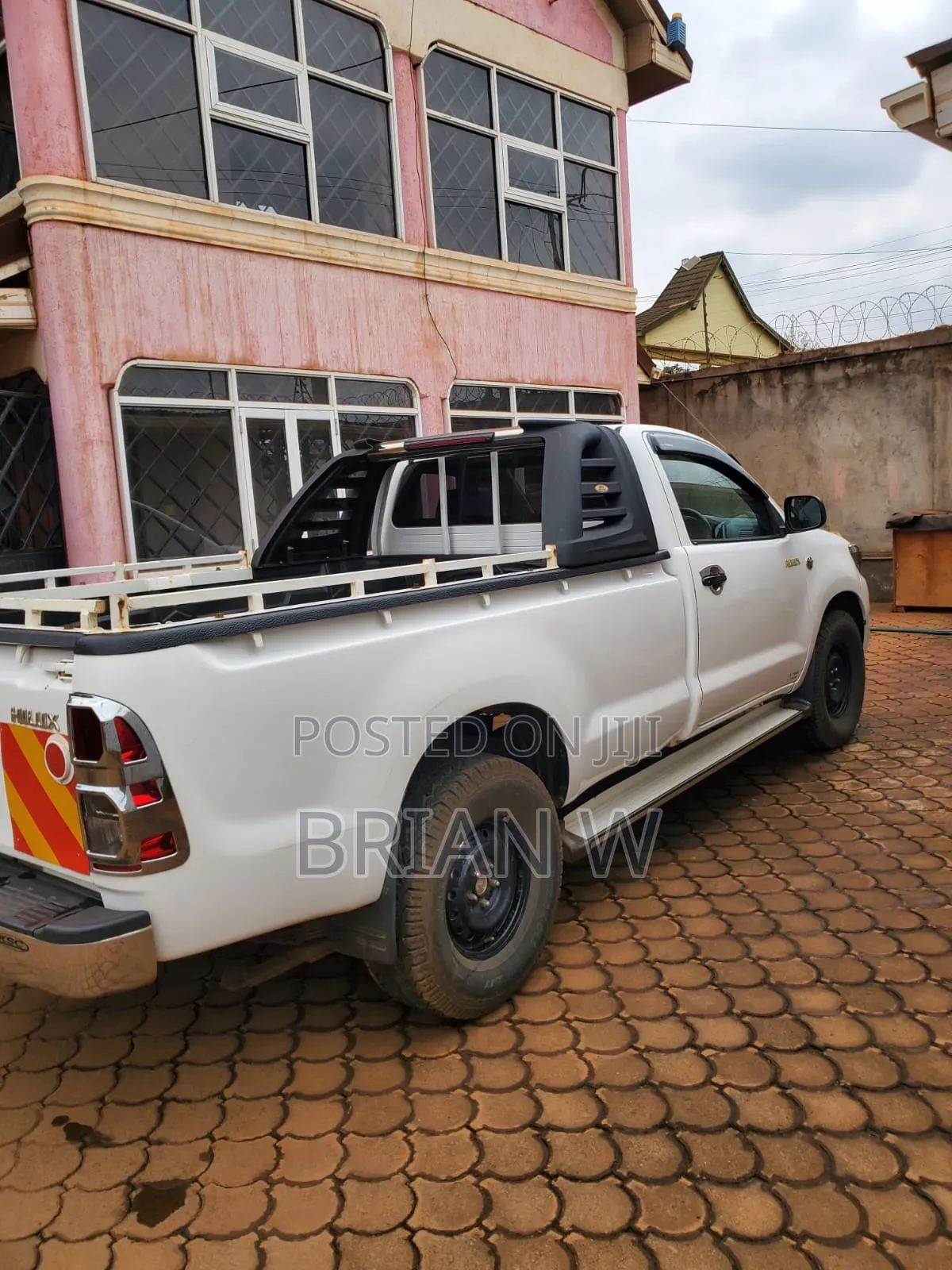 Toyota Hilux 2014 White