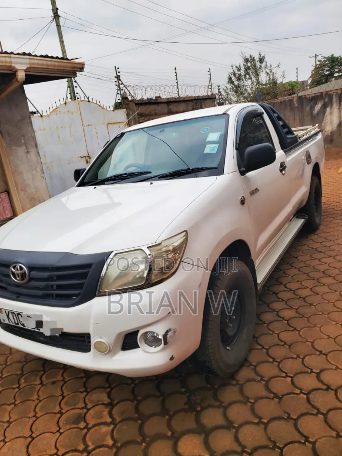 Toyota Hilux 2014 White