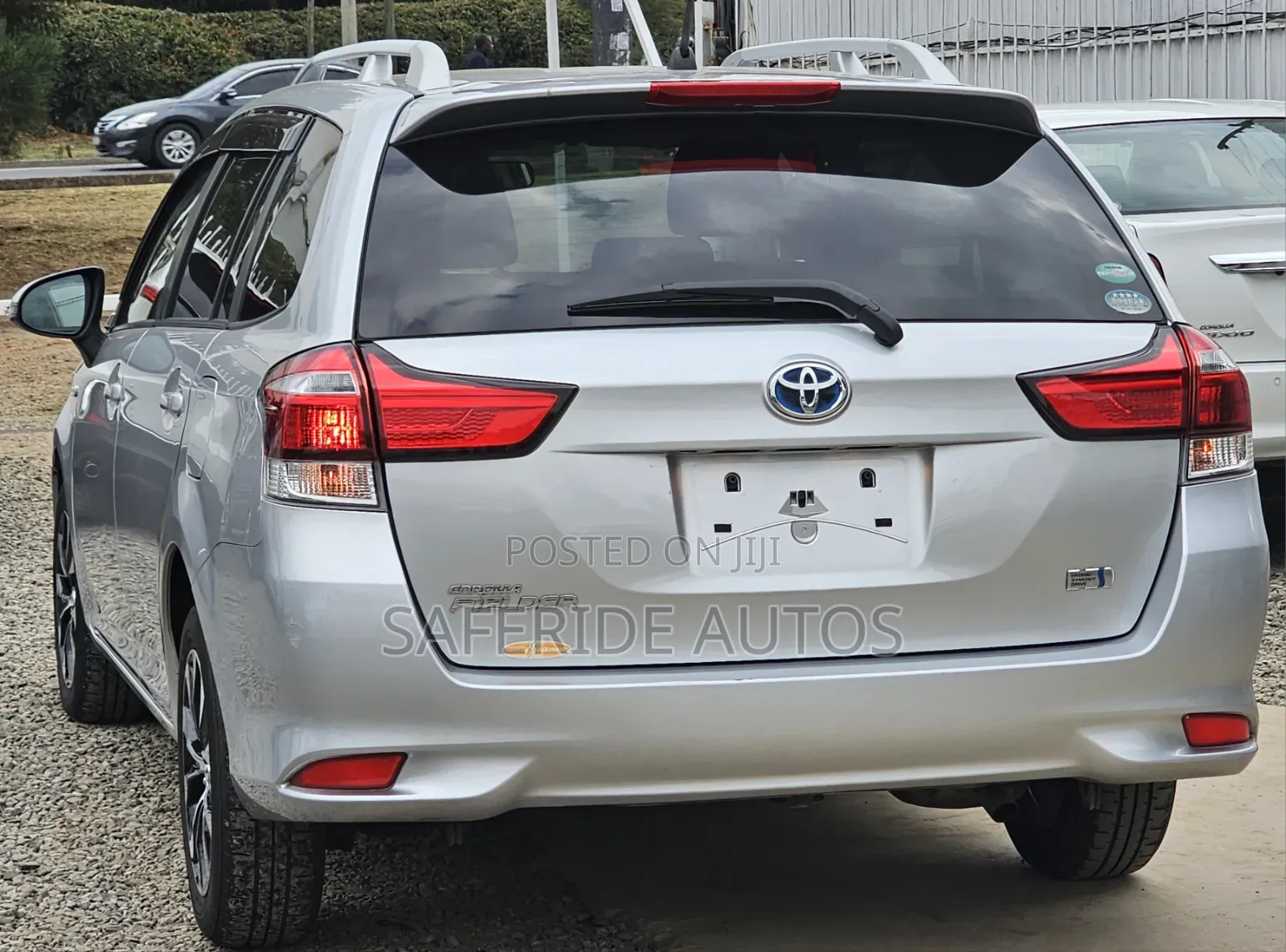 Toyota Corolla Fielder 2019 Silver