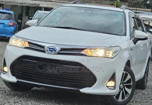 Toyota Corolla Fielder 2019 Pearl