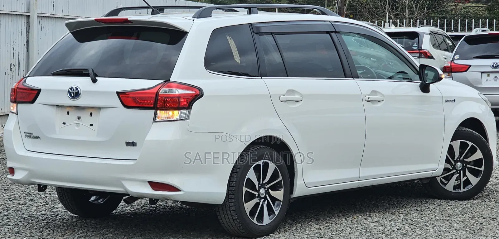 Toyota Corolla Fielder 2019 Pearl